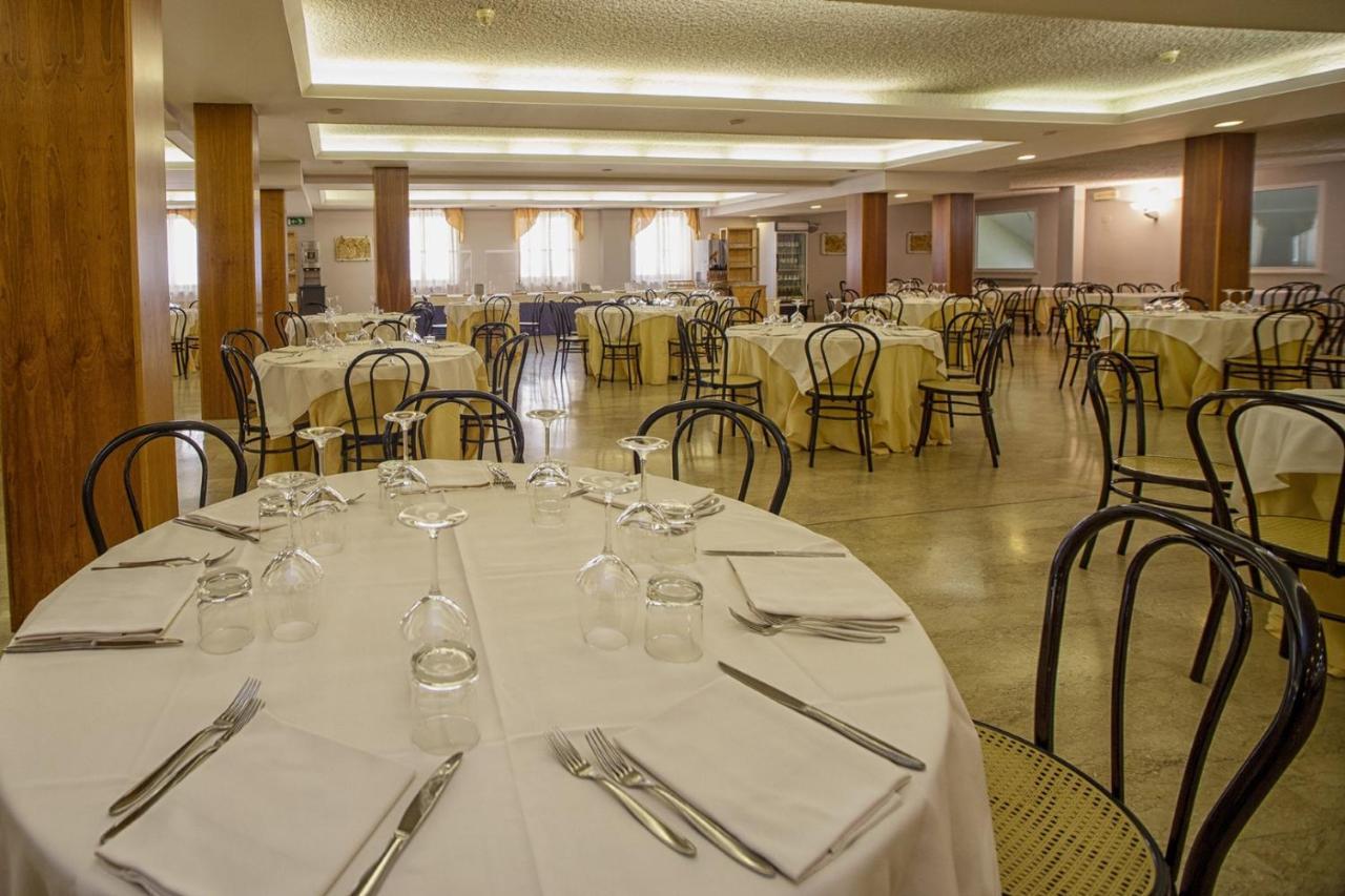 Hotel Roccaporena & La Margherita Cascia Eksteriør billede