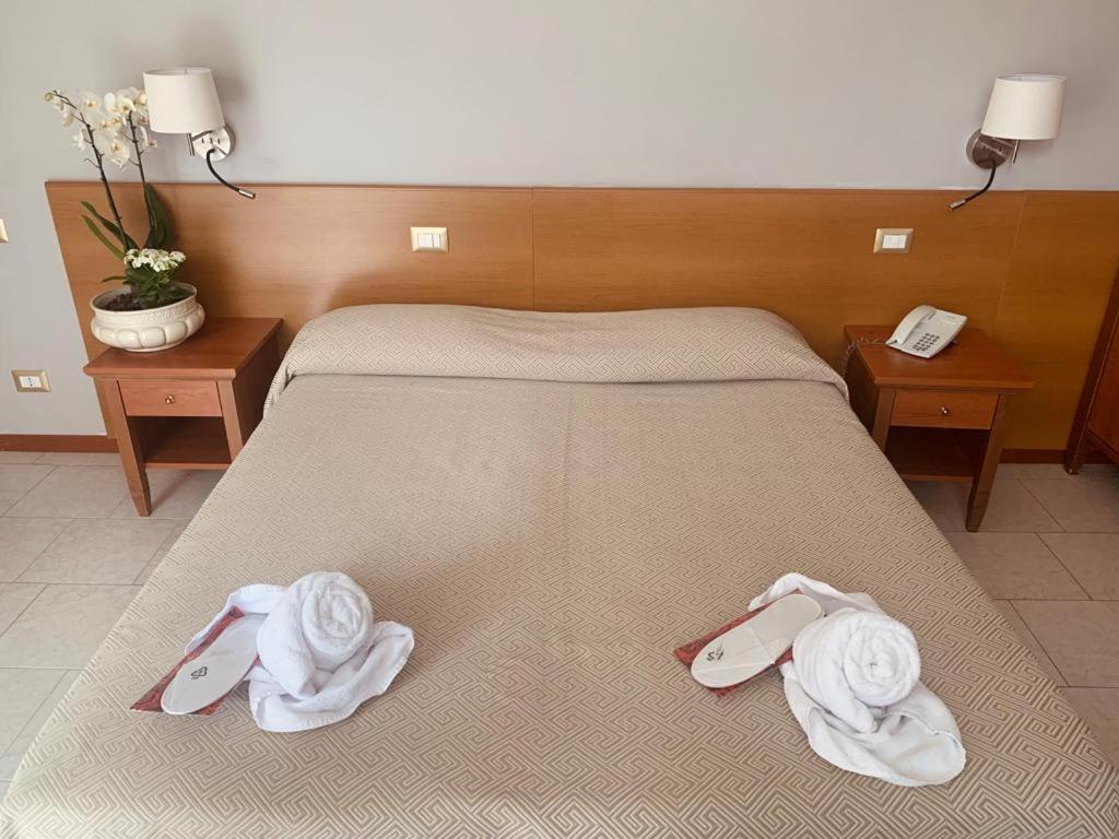 Hotel Roccaporena & La Margherita Cascia Eksteriør billede