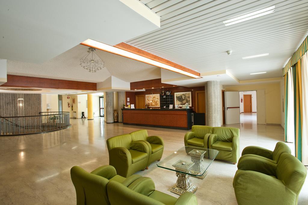 Hotel Roccaporena & La Margherita Cascia Eksteriør billede