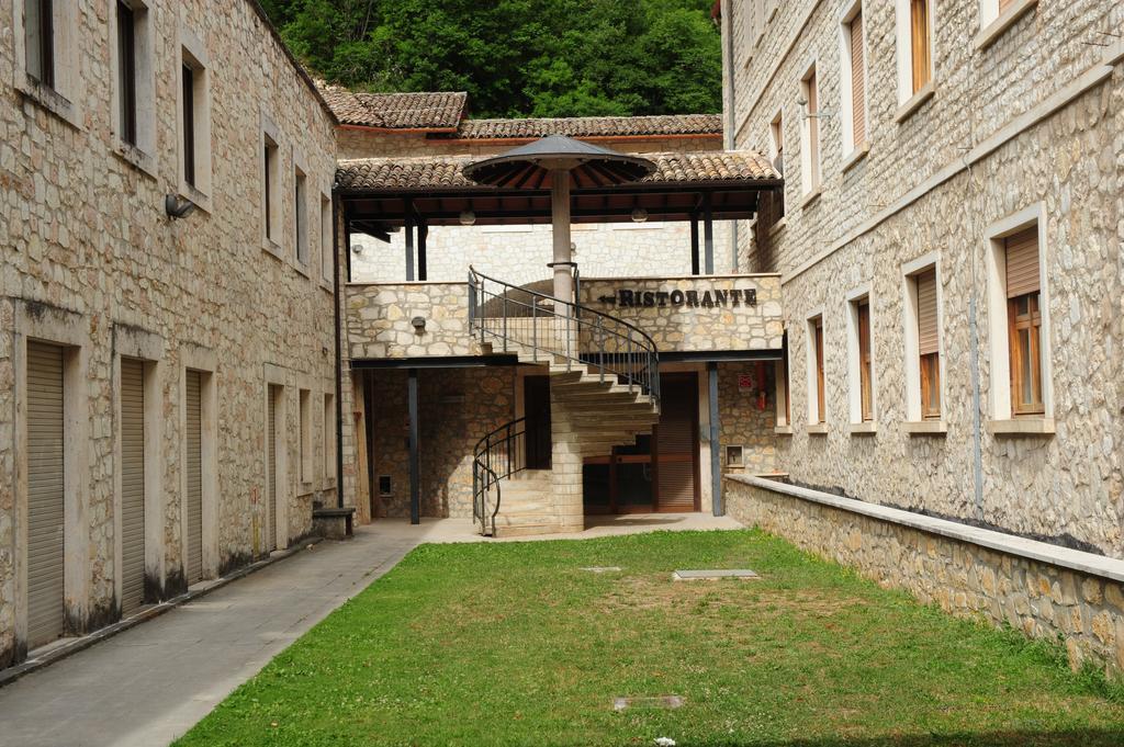 Hotel Roccaporena & La Margherita Cascia Eksteriør billede