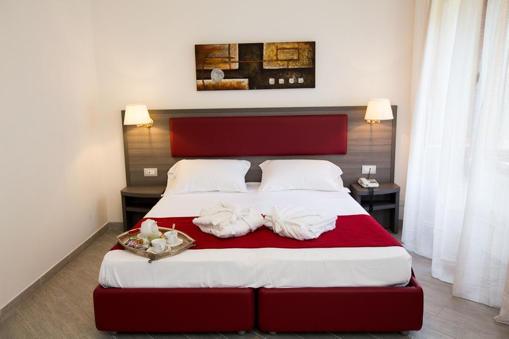 Hotel Roccaporena & La Margherita Cascia Eksteriør billede